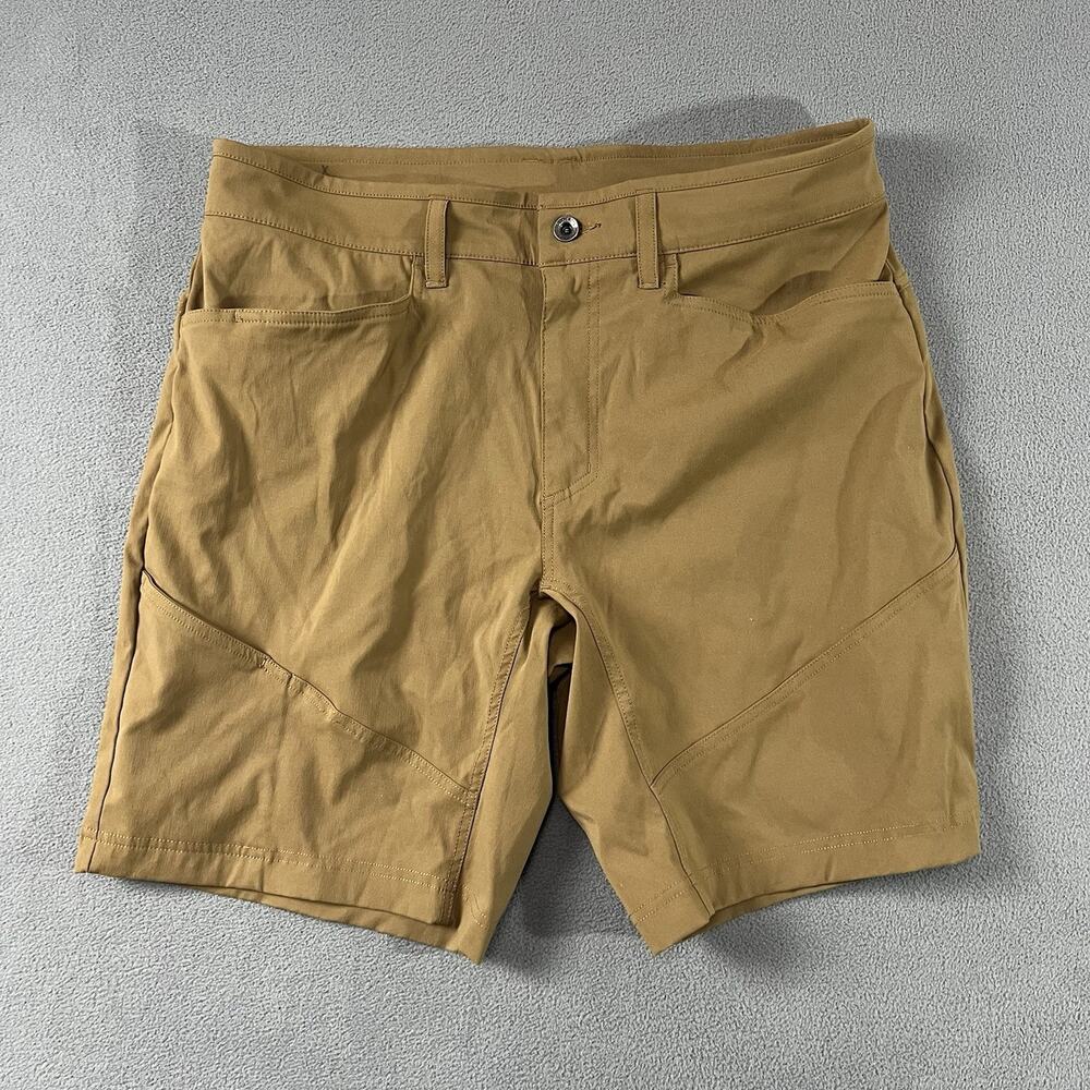Mountain Hardwear AP Shorts Mens 34 Beige Stretch 9" Hiking Outdoor Pockets